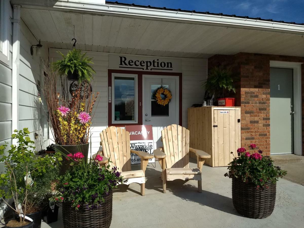 Manitowaning Wayside Motel Manitoulin المظهر الخارجي الصورة